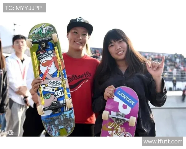 滑板文化的碰撞与融合:深入解析上海滑板队的战术与风格 滑板文化的碰撞与融合:深入解析上海滑板队的战术与风格