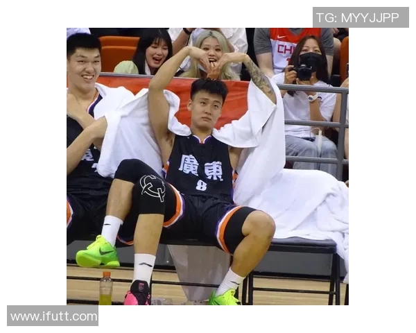 杭州篮球队以68分领跑联赛积分榜展现强劲实力与夺冠希望 杭州篮球队以68分领跑联赛积分榜展现强劲实力与夺冠希望