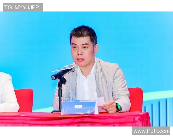 专访羽毛球明星黄娜揭秘她成功背后的心路历程与训练秘诀 专访羽毛球明星黄娜揭秘她成功背后的心路历程与训练秘诀