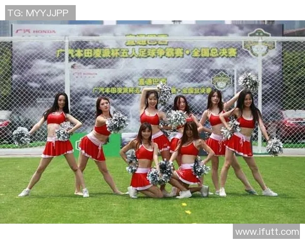 足球明星们的闪光舞蹈视频展现激情与魅力引领全场热潮 足球明星们的闪光舞蹈视频展现激情与魅力引领全场热潮